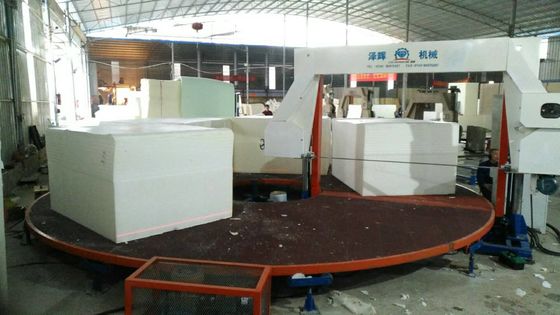 1200mm 절단 높이 7.5KW 전력 / PLC 제어 시스템으로 수평 폼 절단 기계